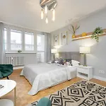 Unique Bright In By Renters Apartment