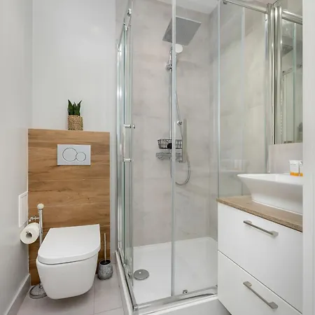 Unique Bright In By Renters Apartament *
