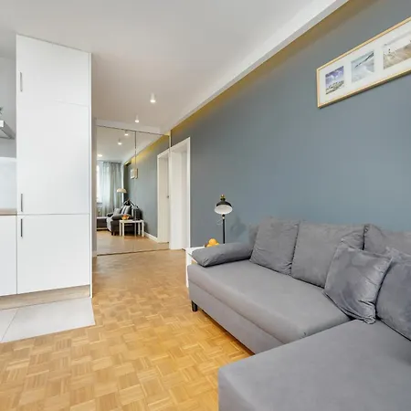 Apartament Unique Bright In By Renters