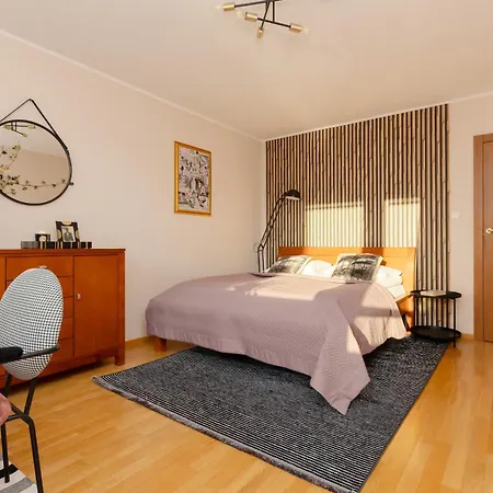 Unique Bright In By Renters * 바르샤바