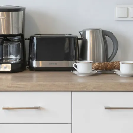 Unique Bright In By Renters *