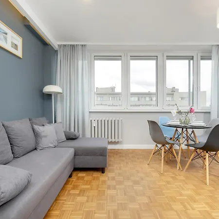 Unique Bright In By Renters *