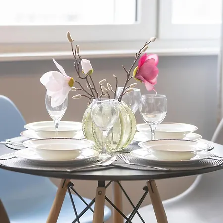 Unique Bright In By Renters Apartment Warsaw